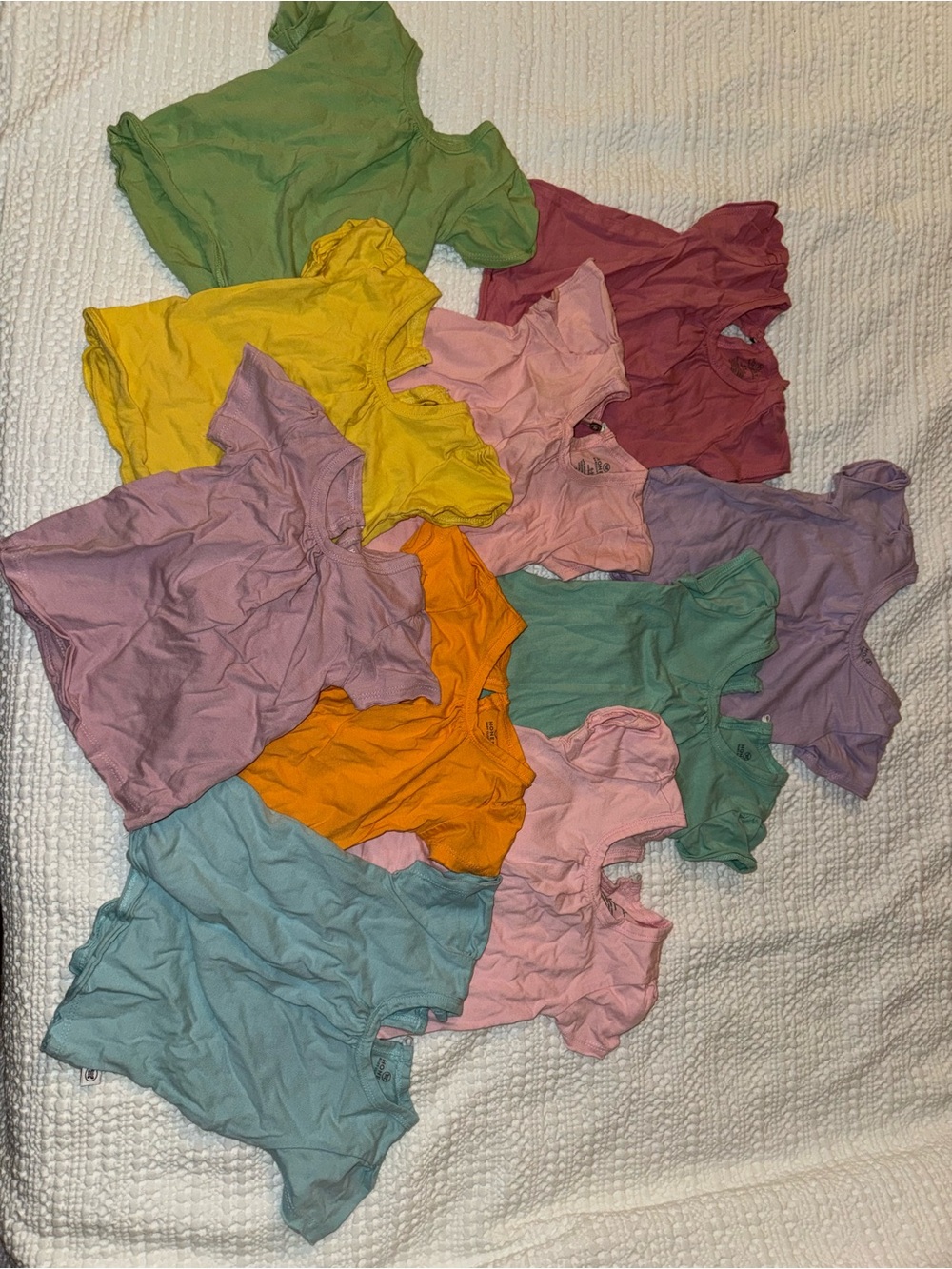 The Honest Company- 10 Multi-Color Kids Tops